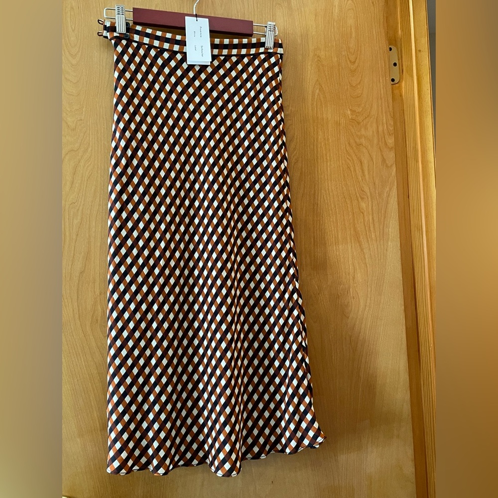 Midi skirt